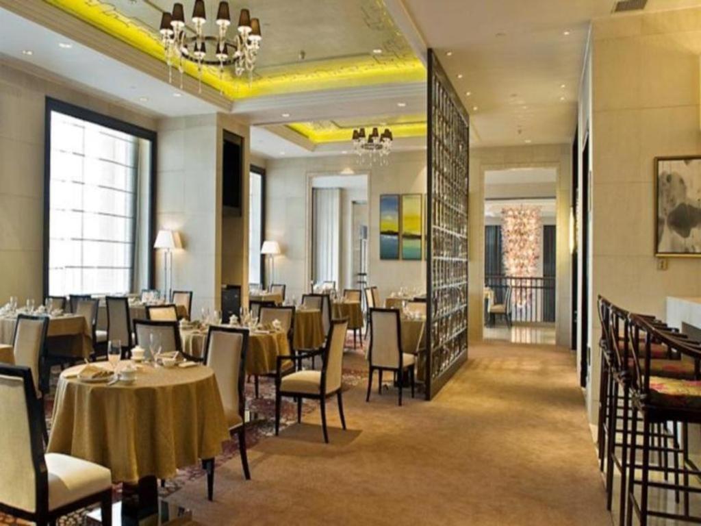 Hotel Wyndham Bund East 5*